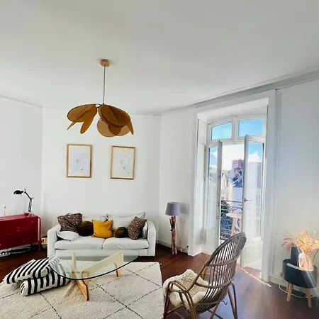 Very Nice 42m In Downtown *