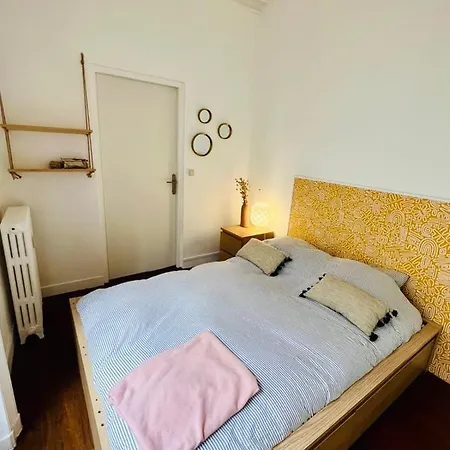 Very Nice 42m In Downtown * Nantes